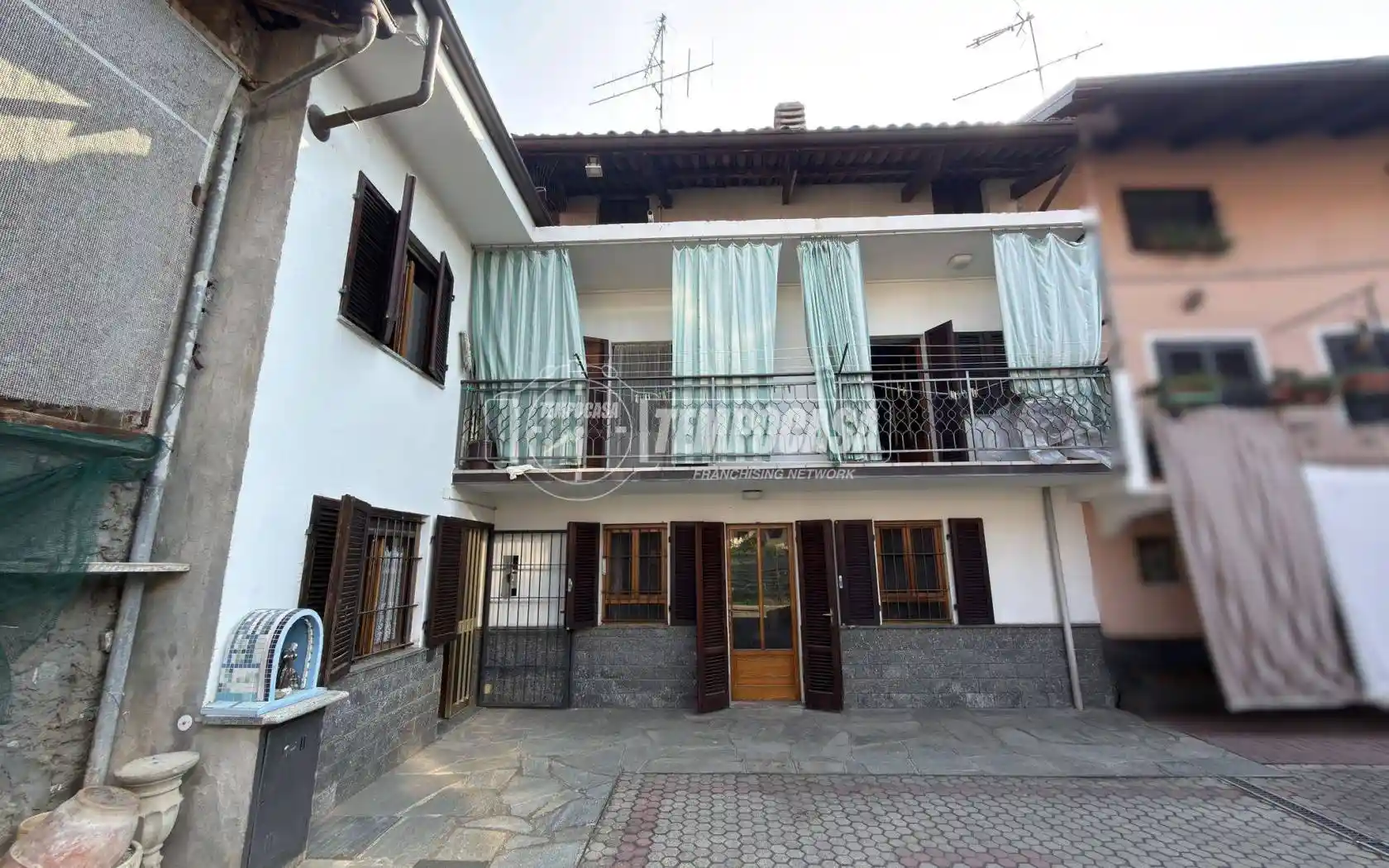 Casa indipendente in vendita a Pavone Canavese