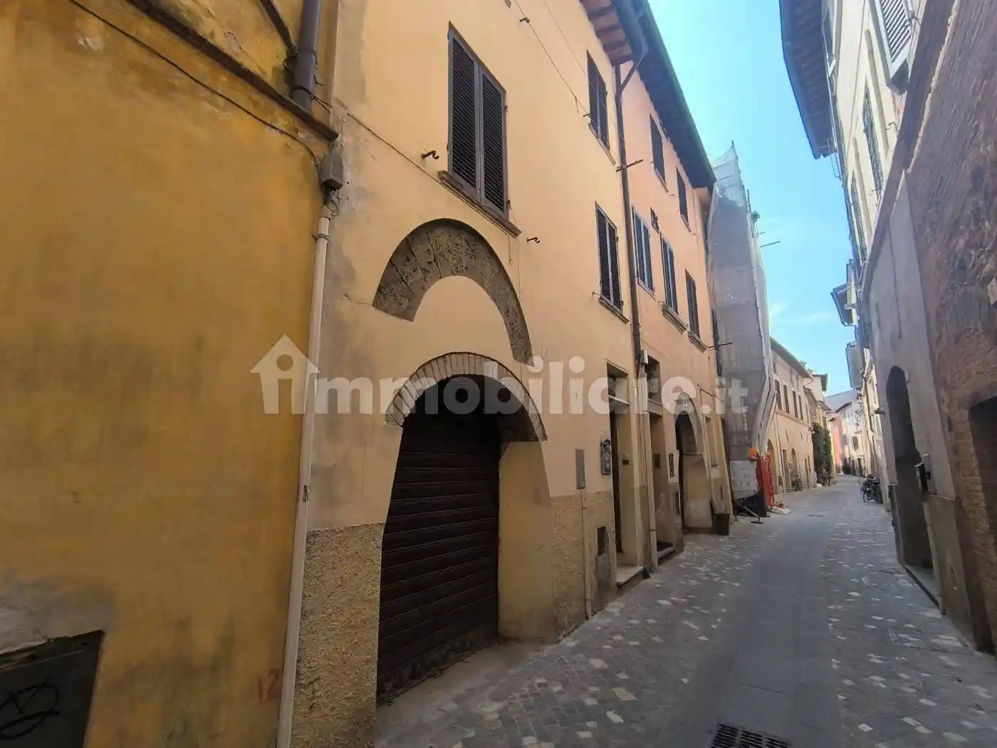 Casa indipendente in vendita a Foligno