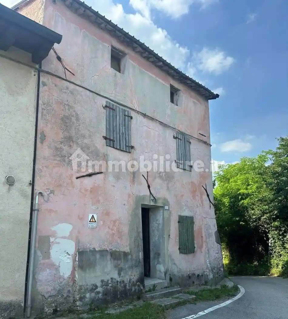 Rustico - Casale in vendita a Mussolente