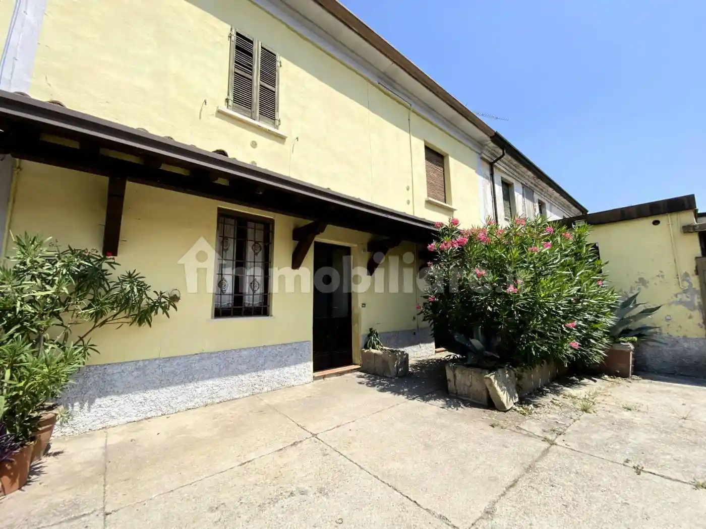 Casa indipendente in vendita a Casalromano