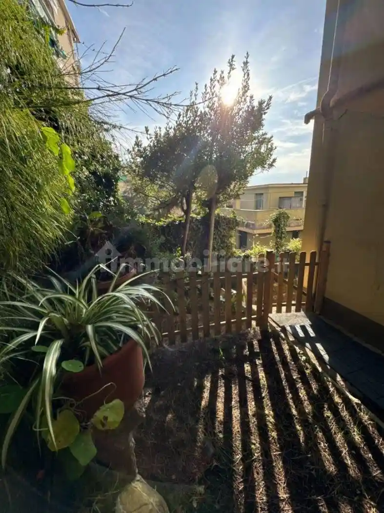 Appartamento in vendita a Genova