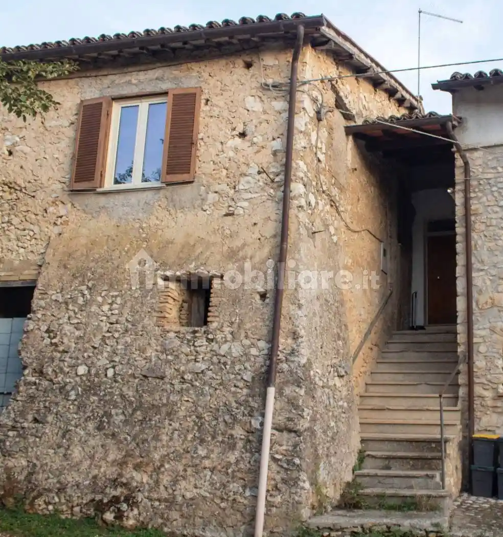 Appartamento in affitto a Casperia