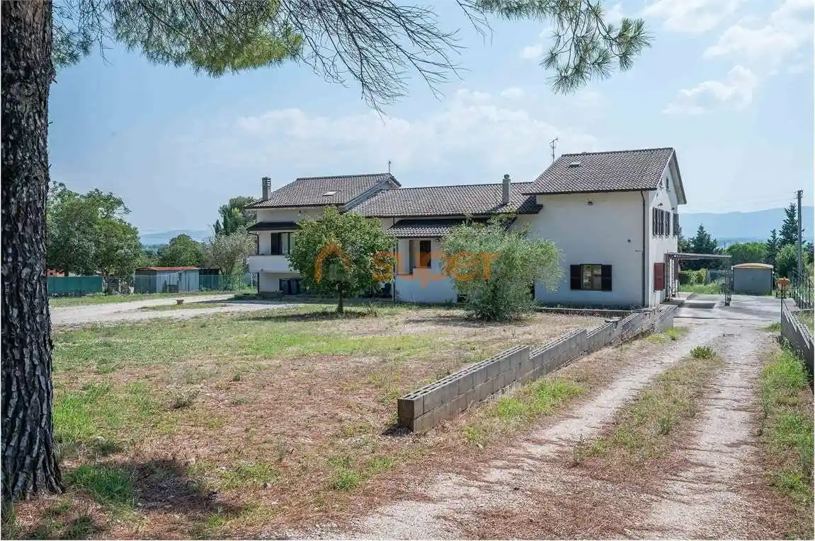 Appartamento in vendita a Spello