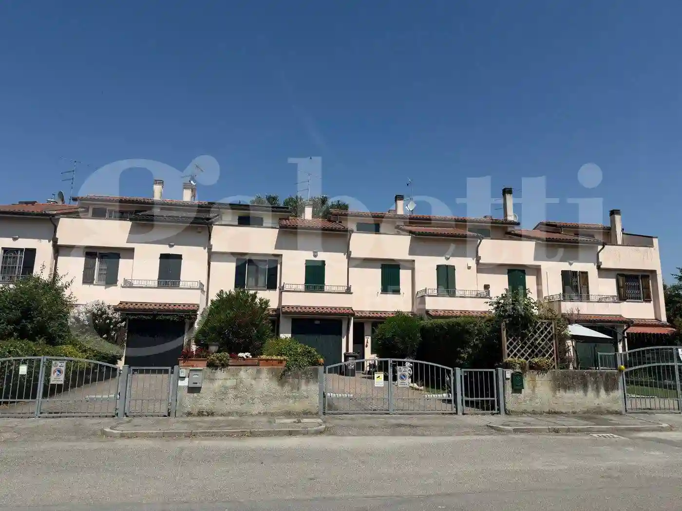 Villetta a schiera - foto 2