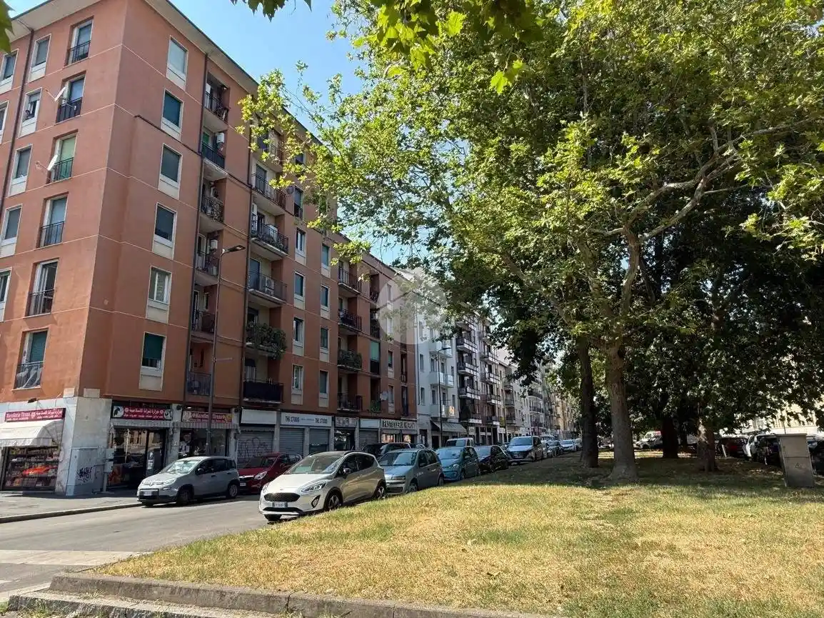 Palazzo - Edificio in vendita a Milano