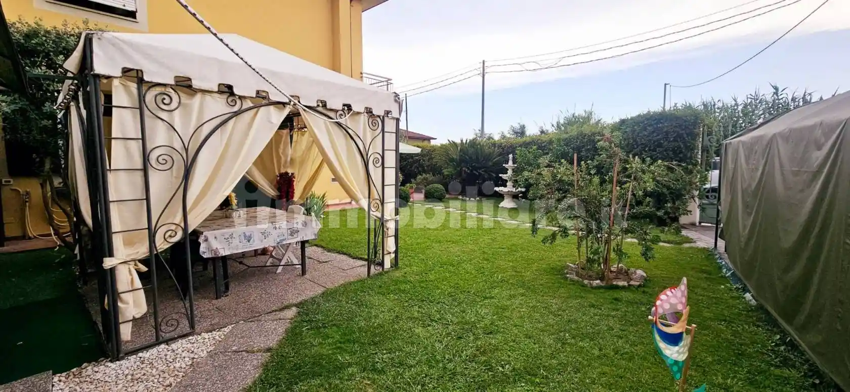 Villetta a schiera in vendita a Luni