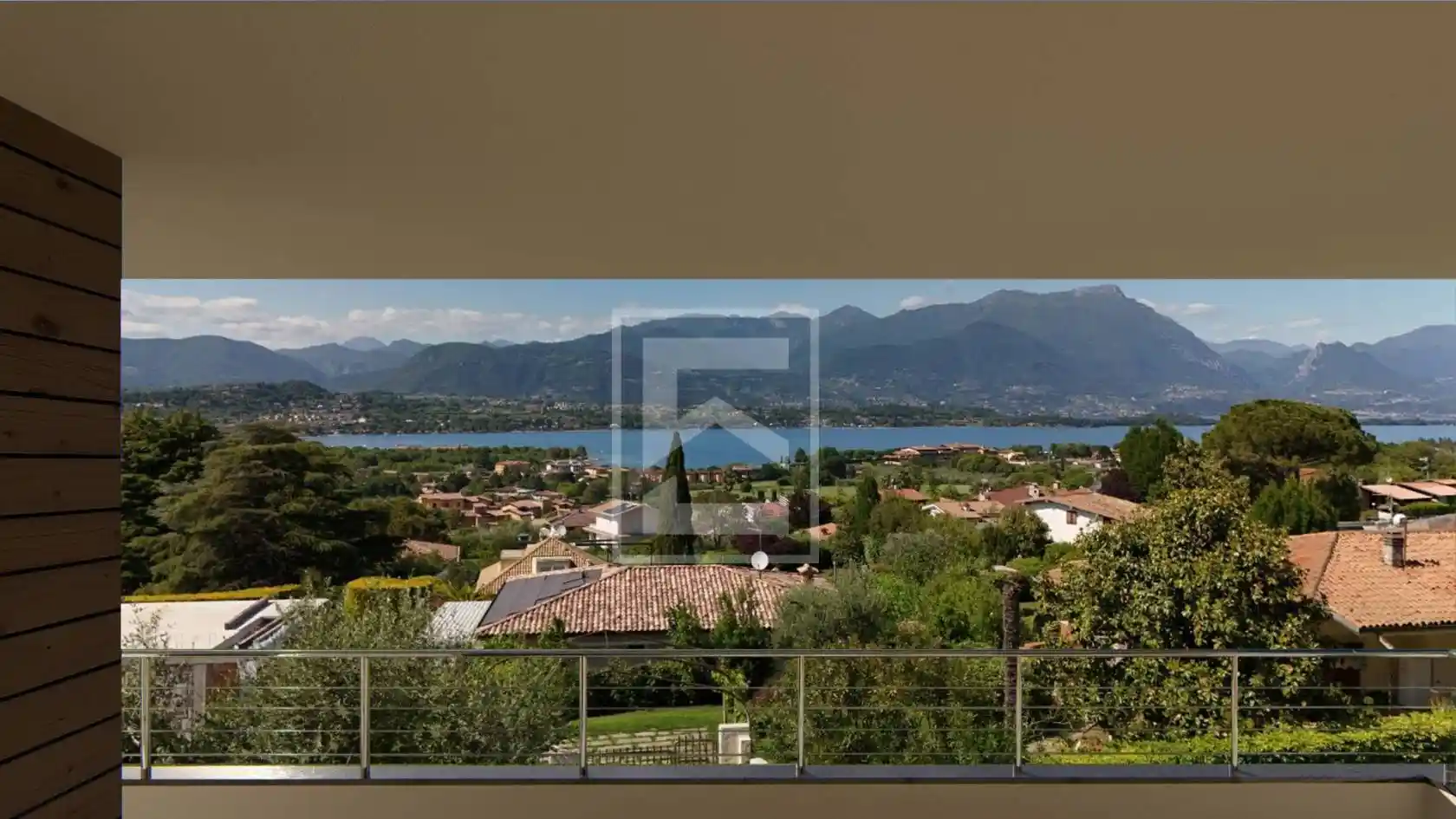 Villa in vendita a Manerba del Garda