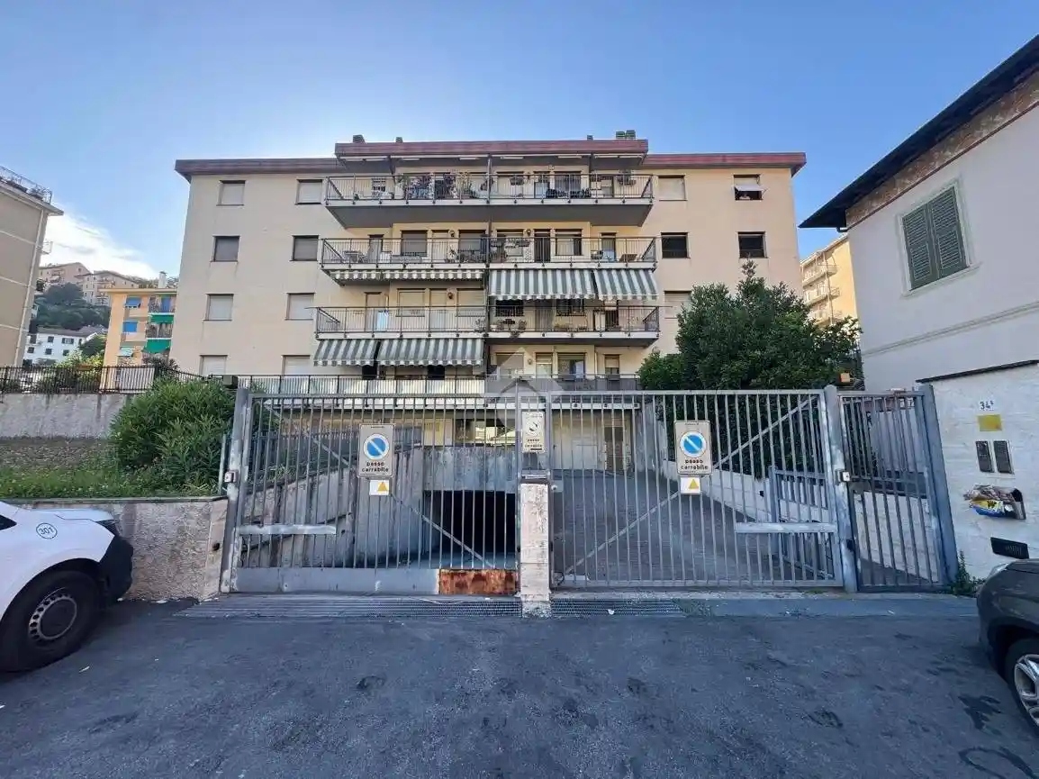 Appartamento in vendita a Genova