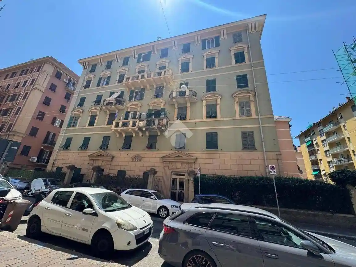 Appartamento in vendita a Genova
