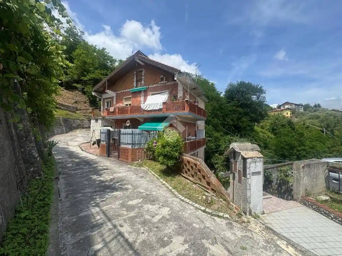 Appartamento in vendita a Ceranesi