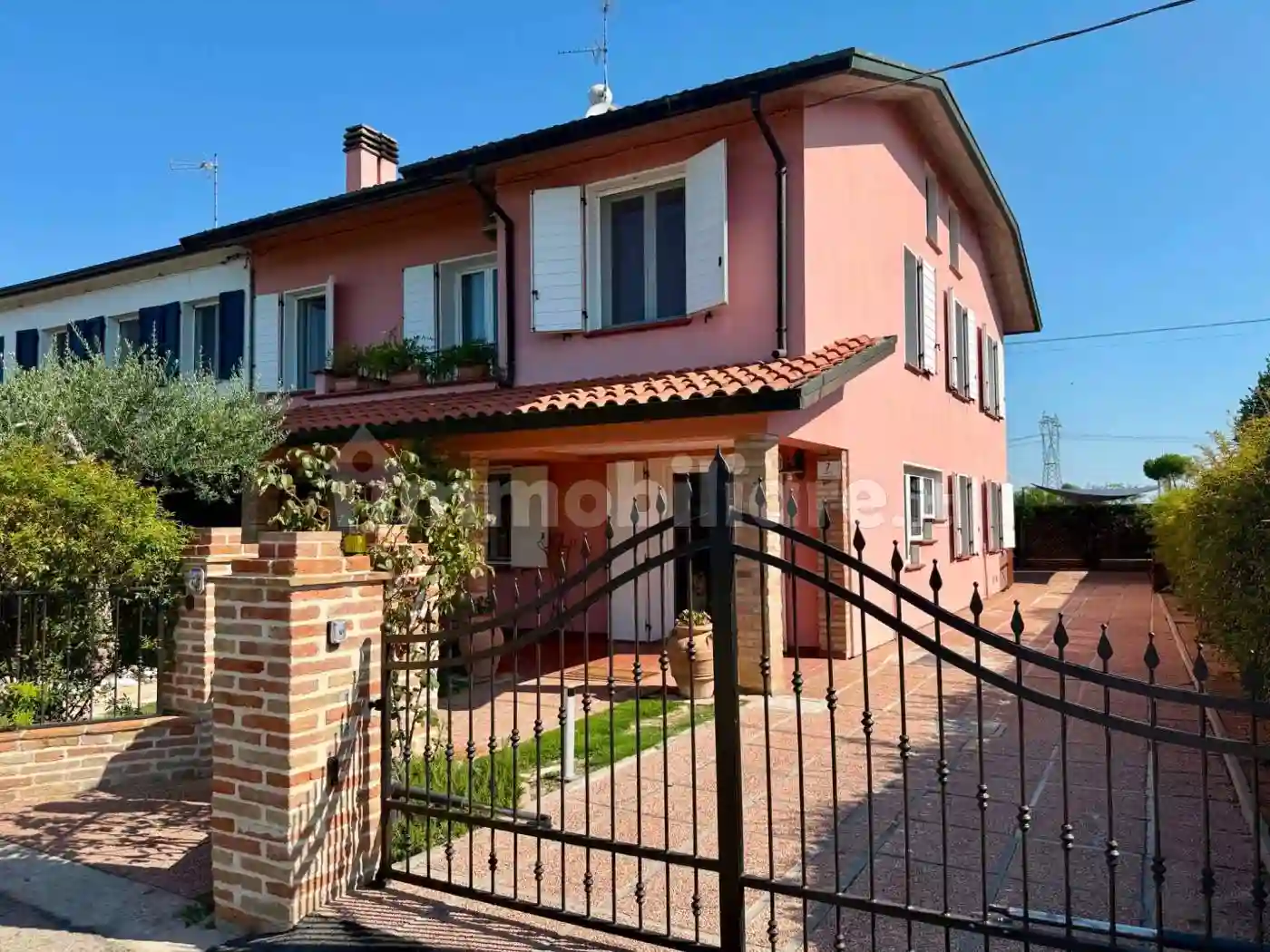 Villa - foto 2