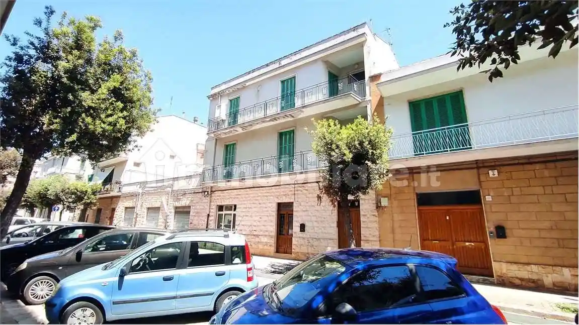 Palazzo - Edificio in vendita a Fasano