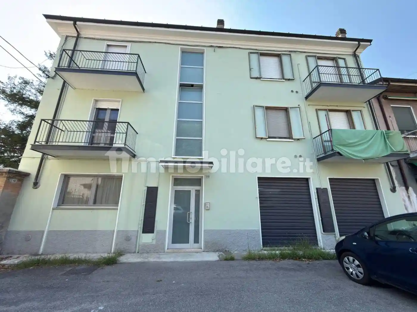 Palazzo - Edificio in vendita a Monticelli d'Ongina