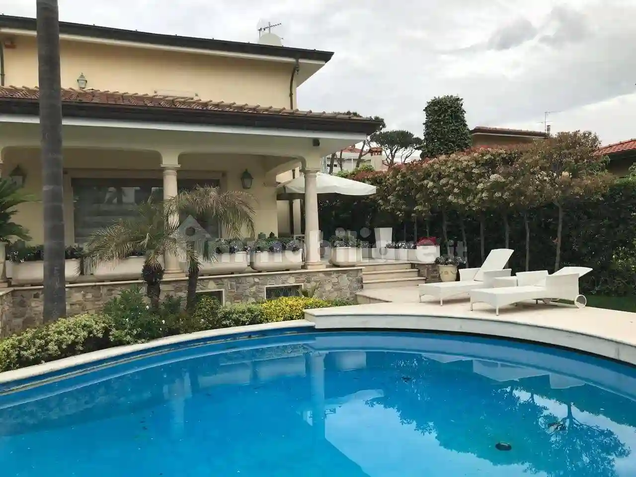Villa - foto 5