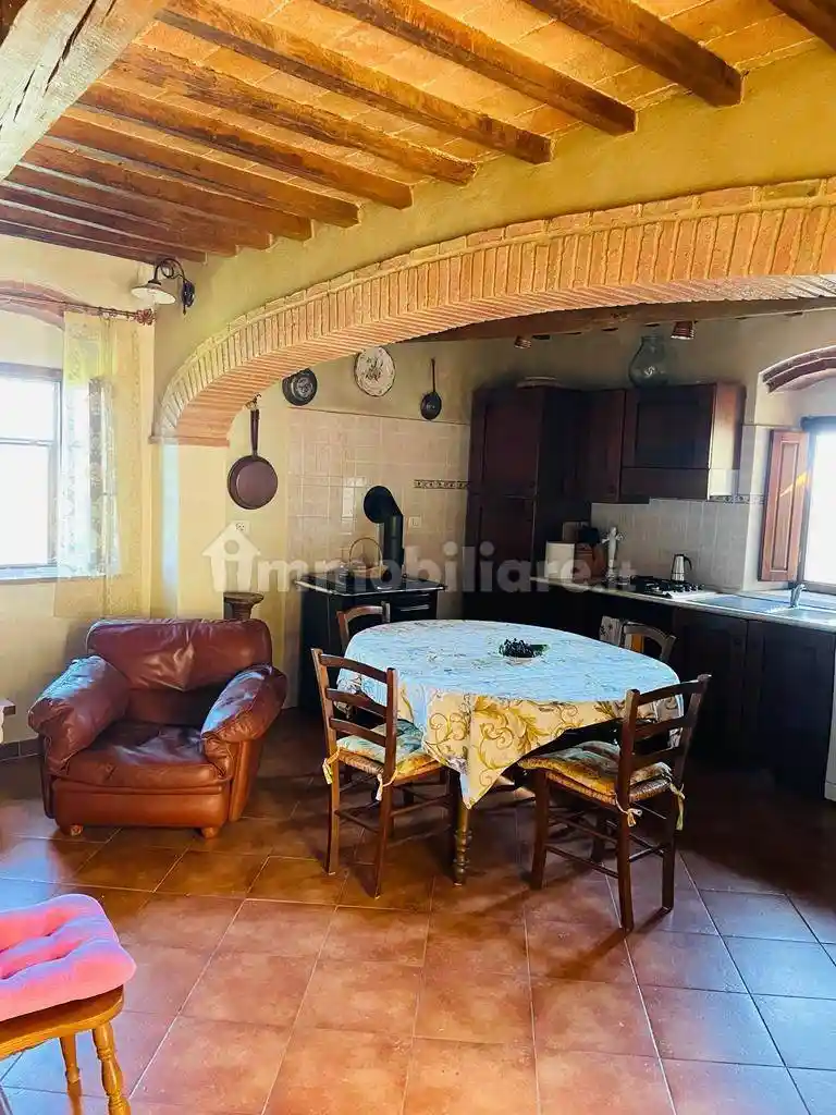 Appartamento in vendita a Montecatini Val di Cecina