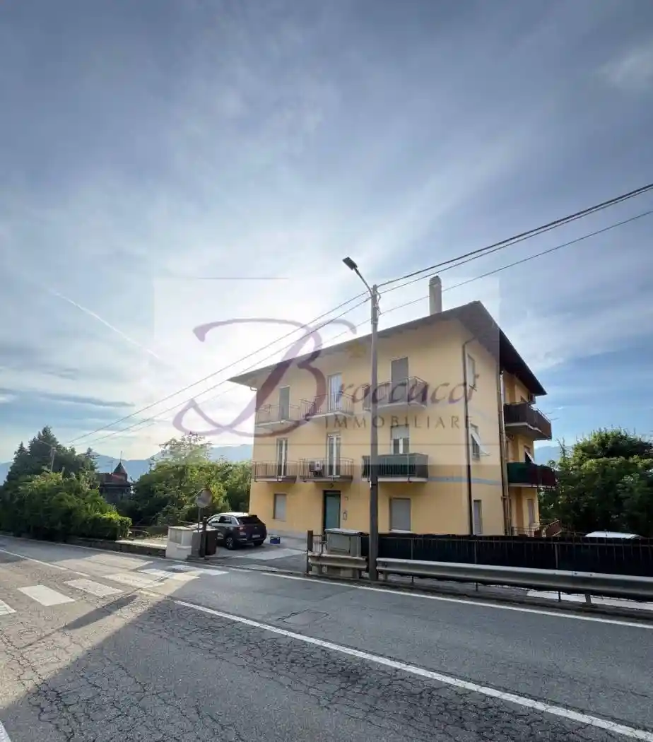 Appartamento in vendita a Luino