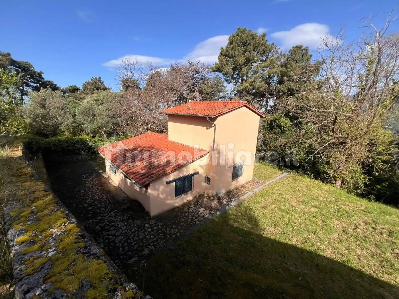 Rustico - Casale in vendita a Pietrasanta