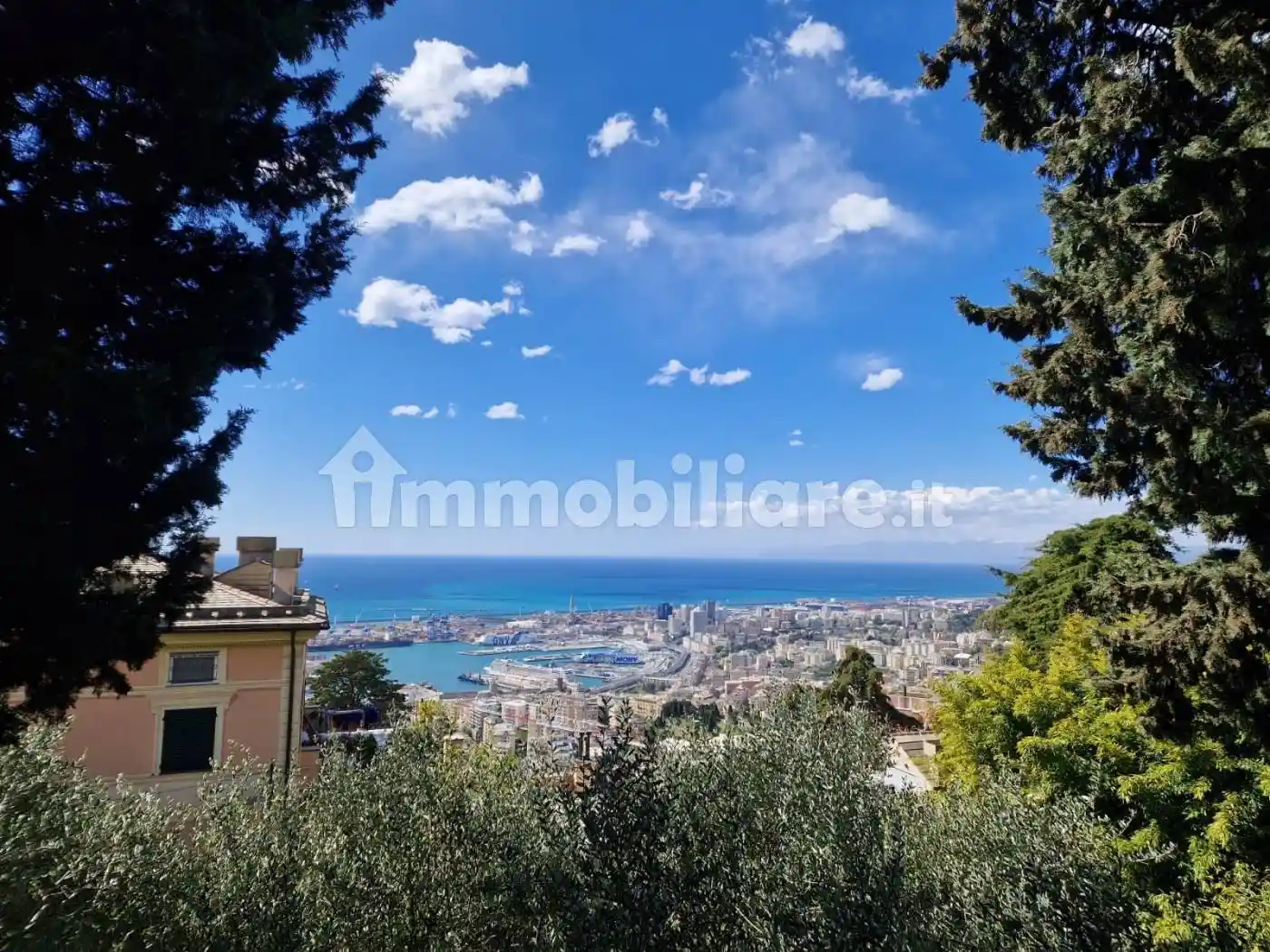 Appartamento in affitto a Genova