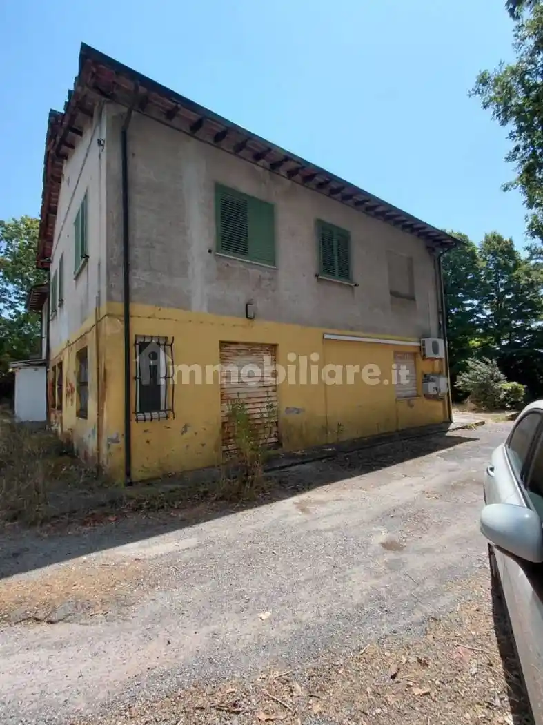 Villa in vendita a Lucca