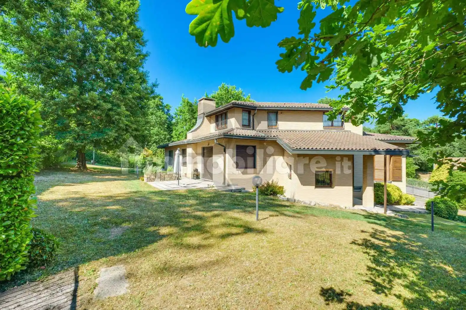 Villa in vendita a Venegono Superiore