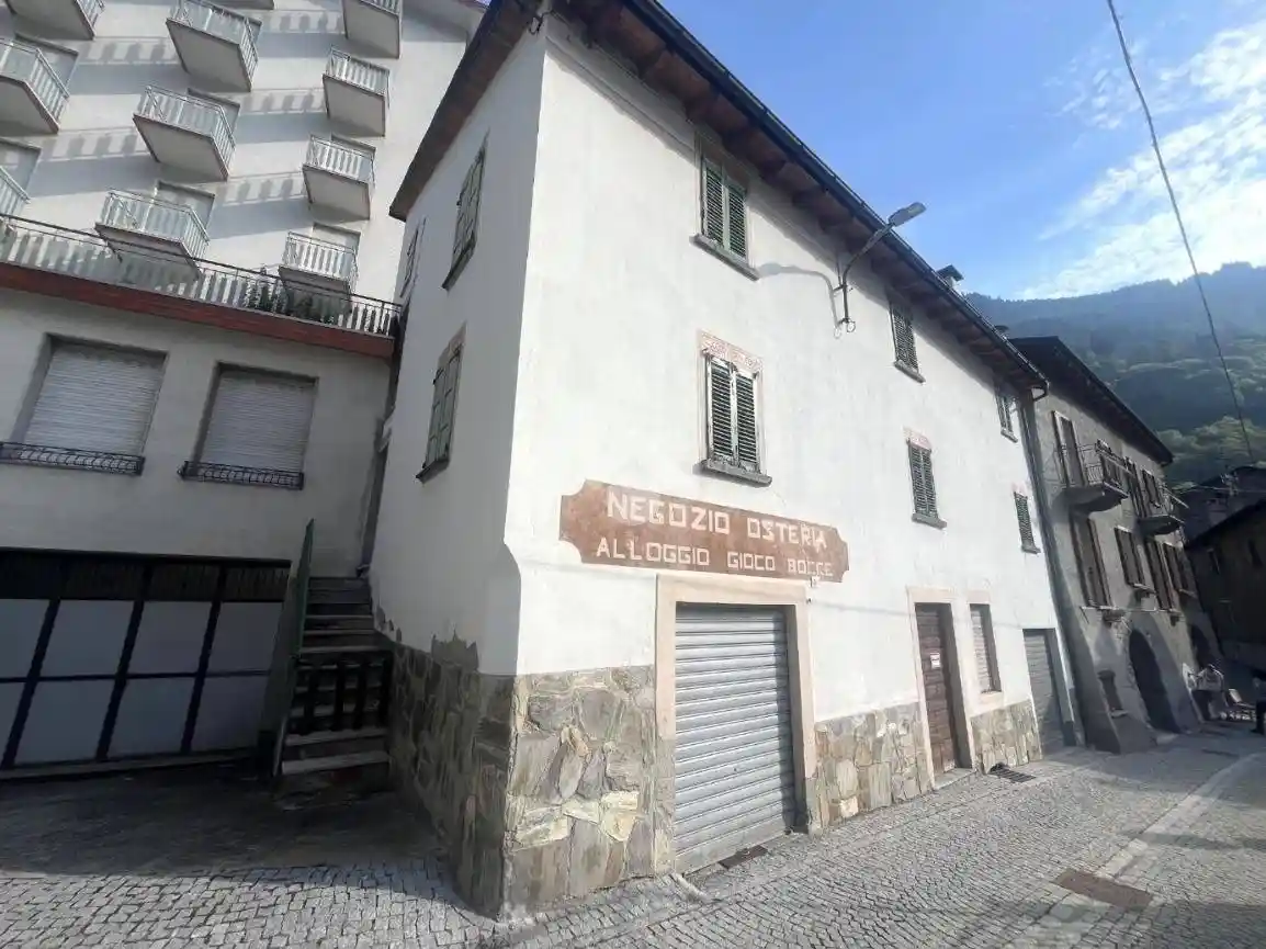 Casa indipendente in vendita a Sondalo