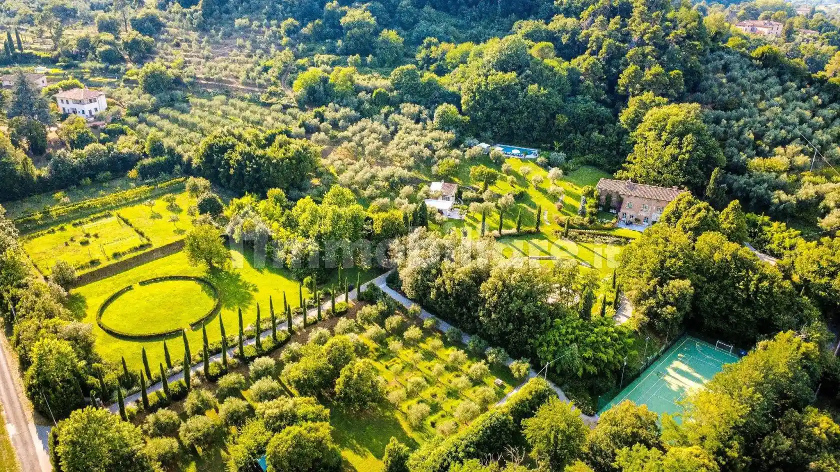Villa in vendita a Lucca