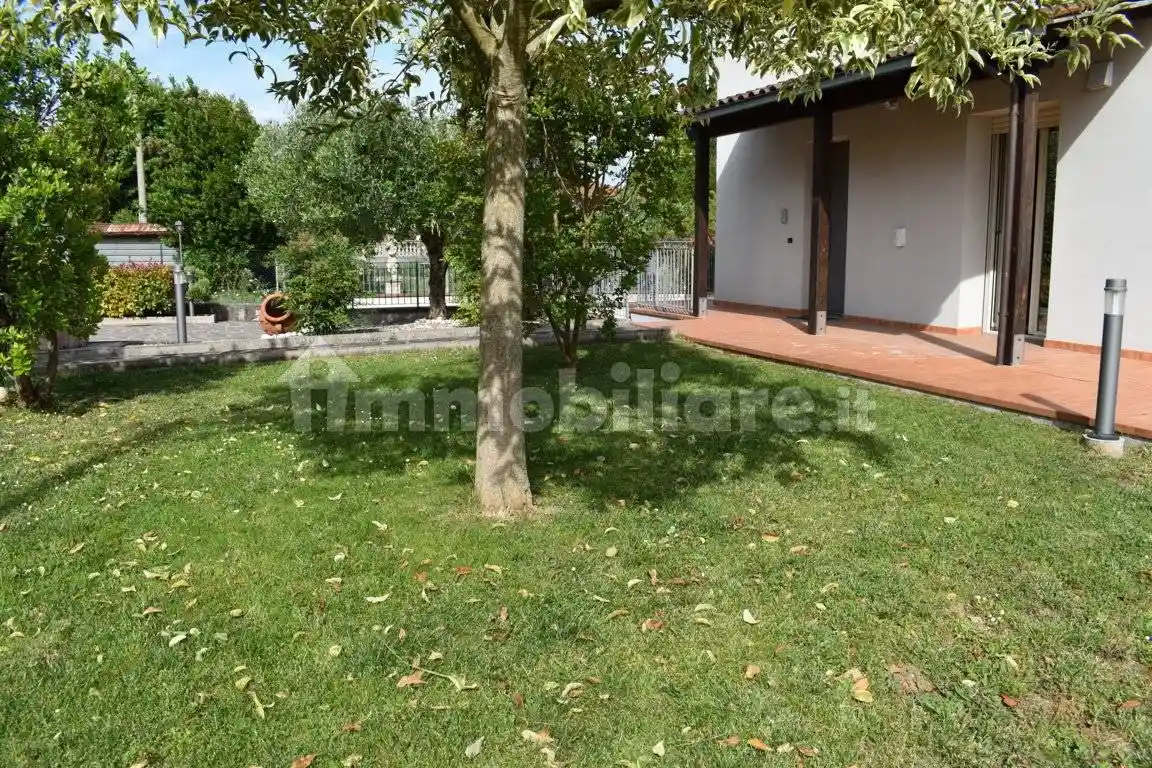 Villa in affitto a Perugia