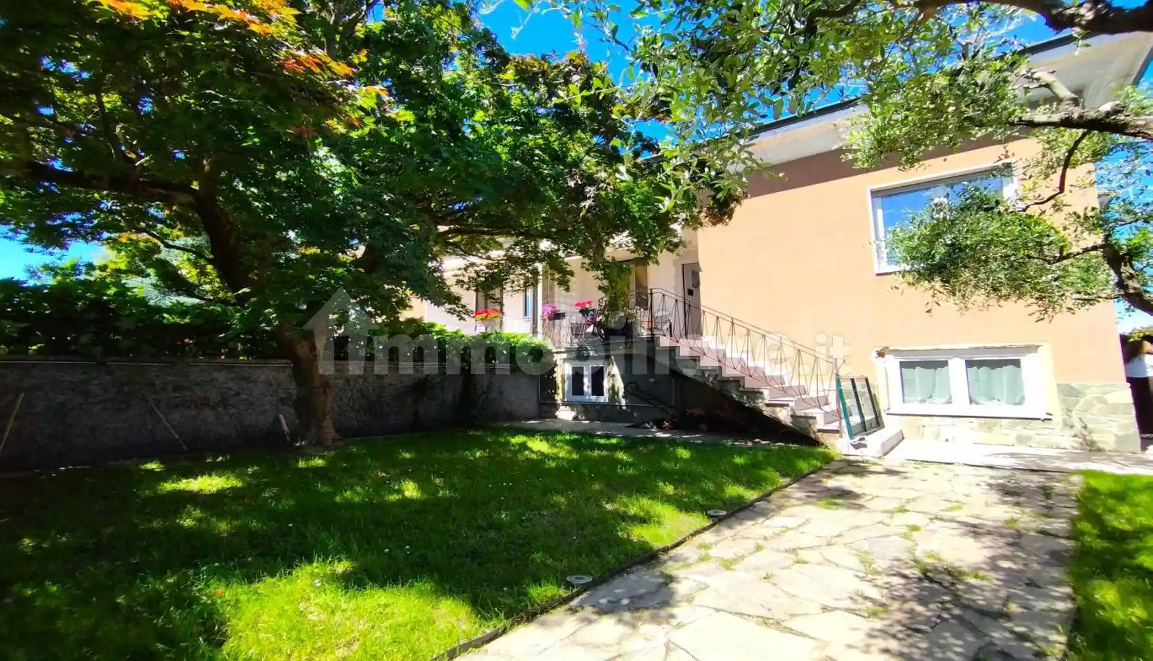 Villa in vendita a Parabiago