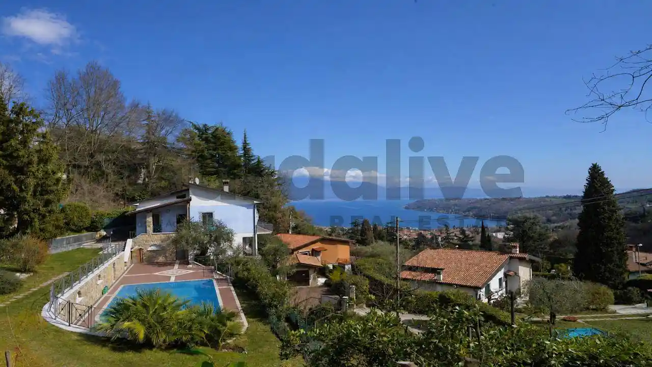 Villa in vendita a Salò