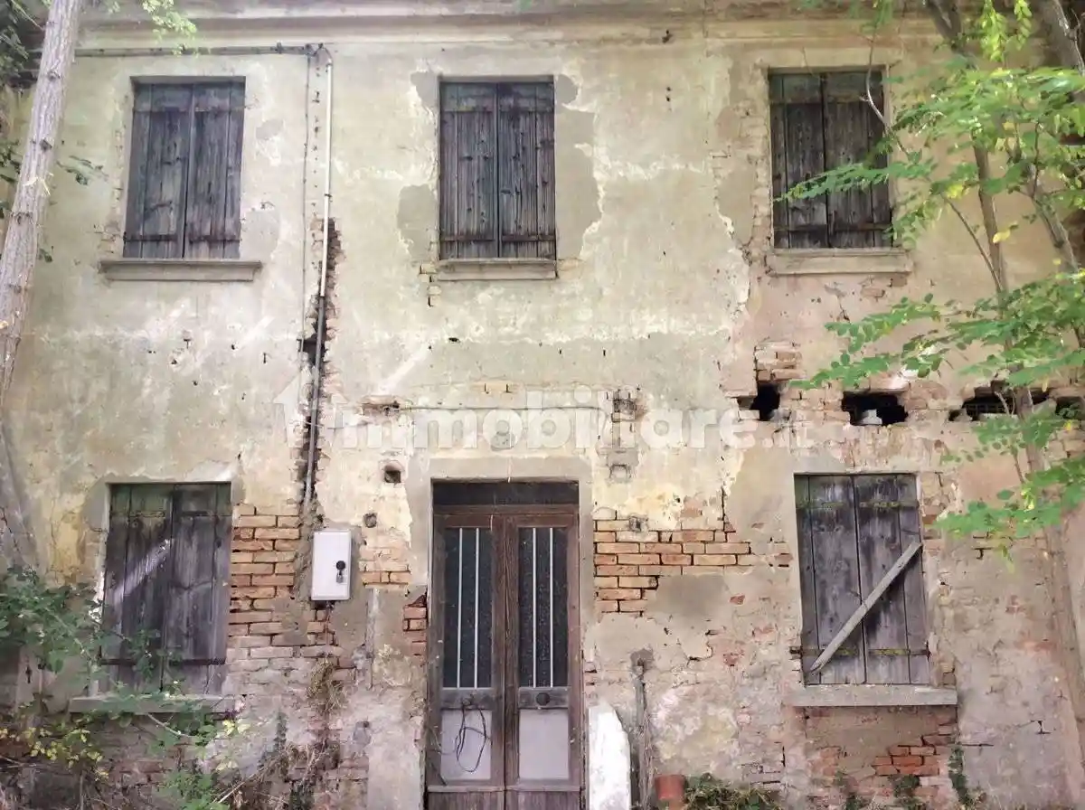 Rustico - Casale in vendita a Papozze