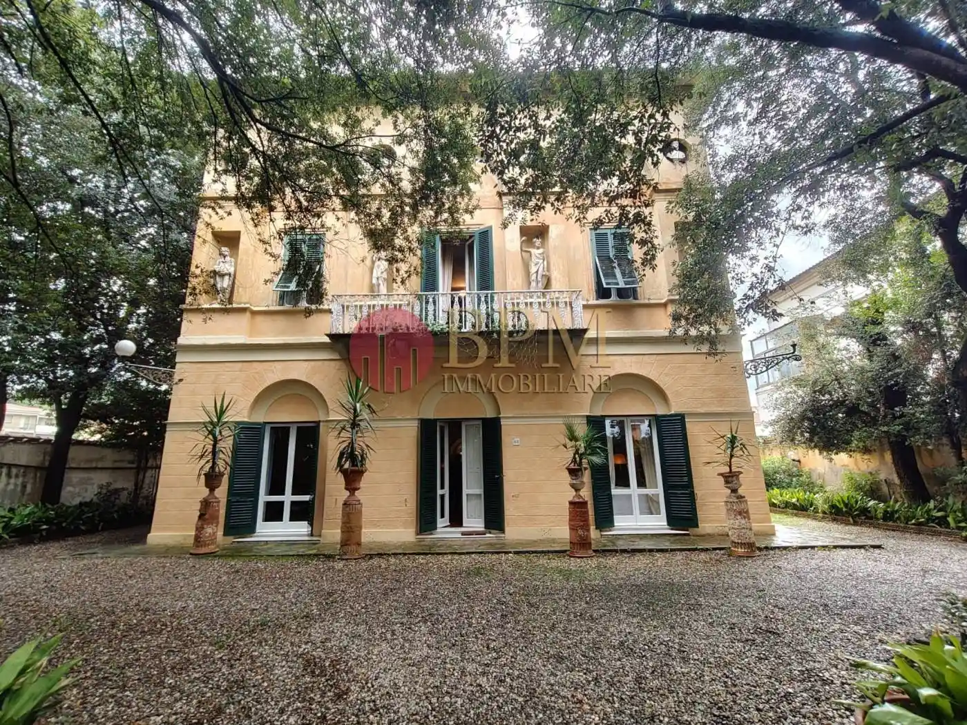Villa in vendita a Livorno