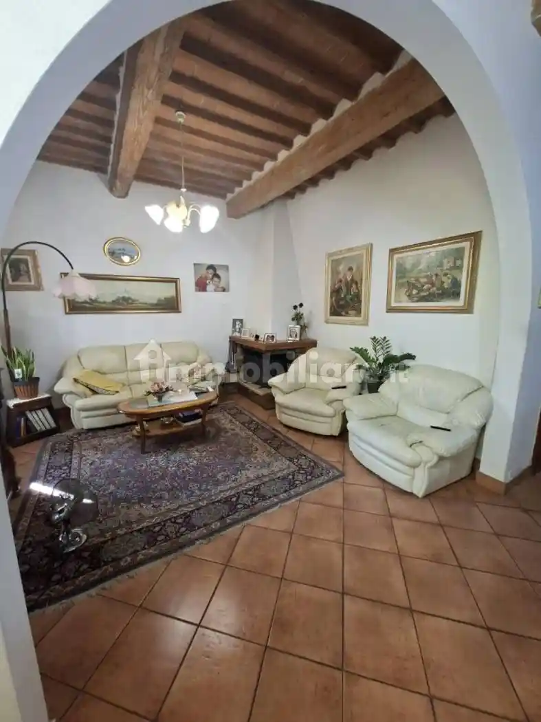 Casa indipendente in vendita a Cascina