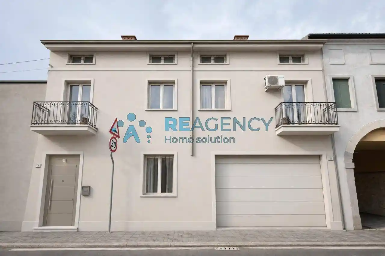 Casa indipendente in vendita a Montecchio Maggiore