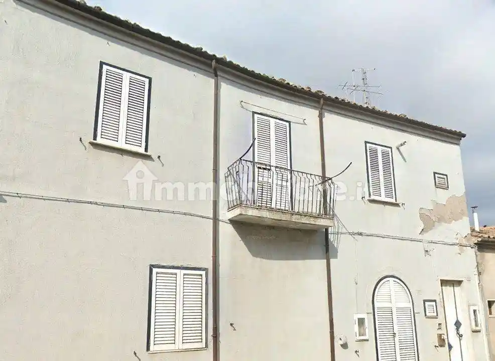 Palazzo - Edificio in vendita a Lacedonia