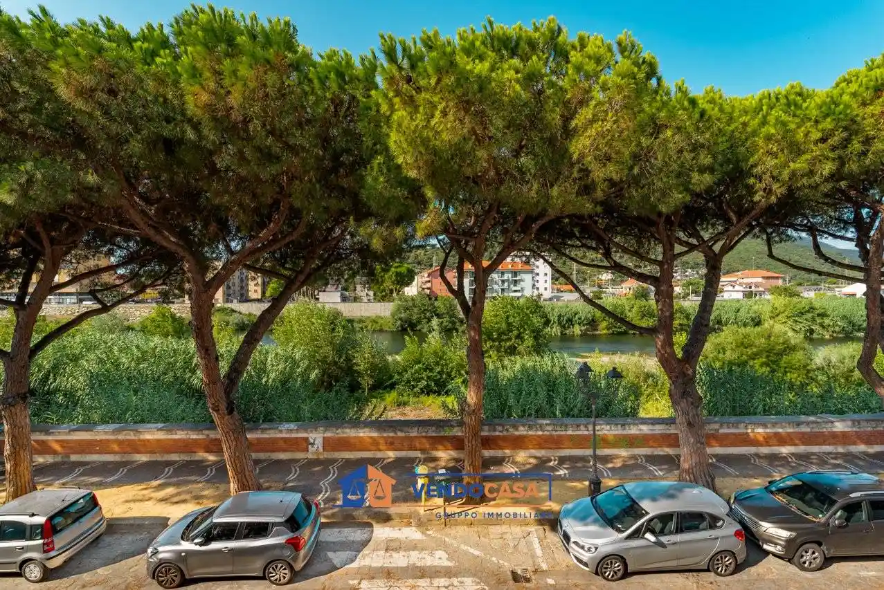 Casa indipendente in vendita a Albenga
