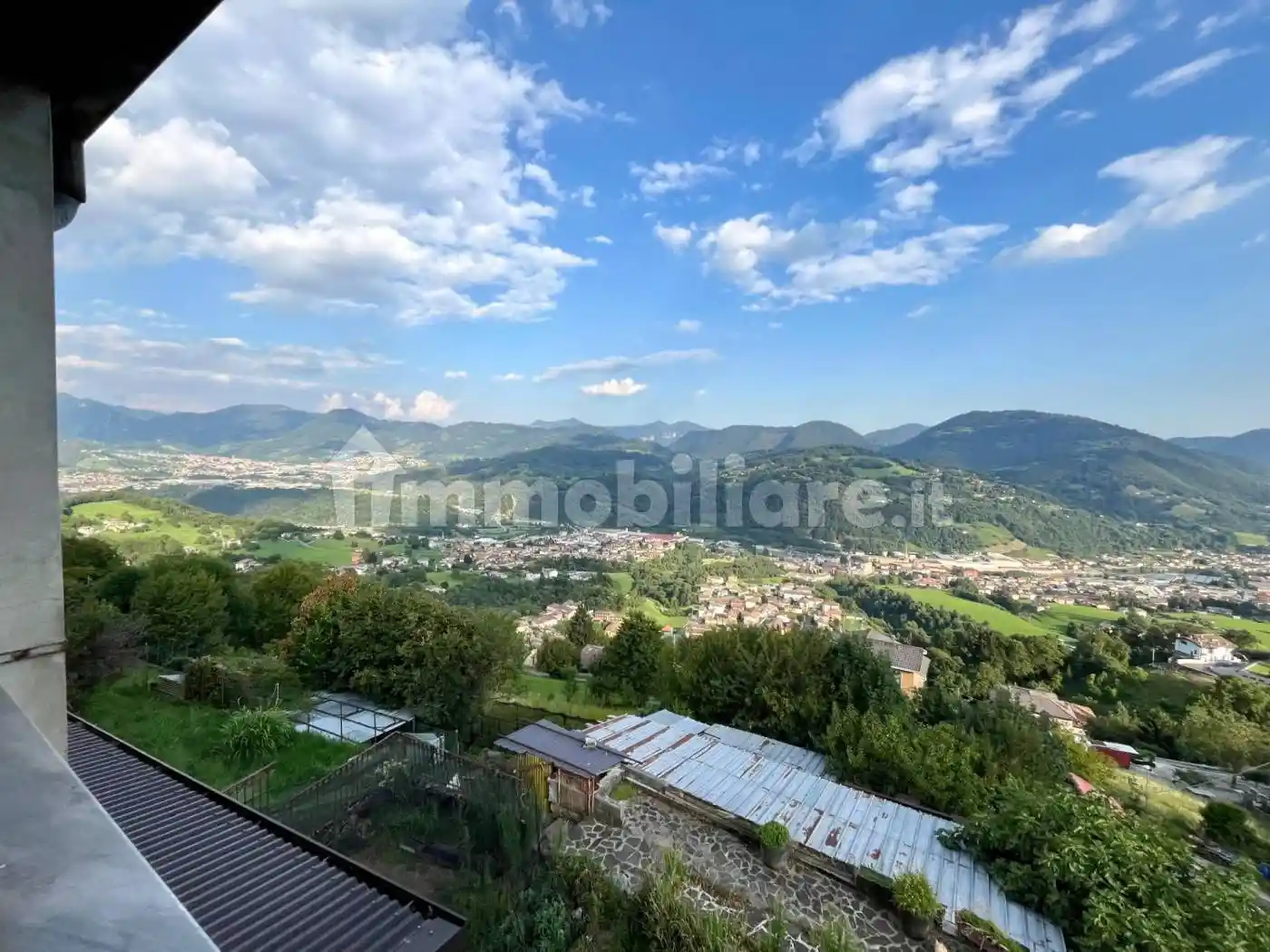 Casa indipendente in vendita a Gazzaniga