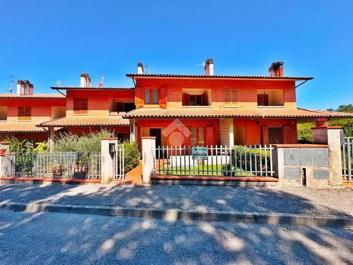 Villetta a schiera in vendita a Cerreto d'Esi
