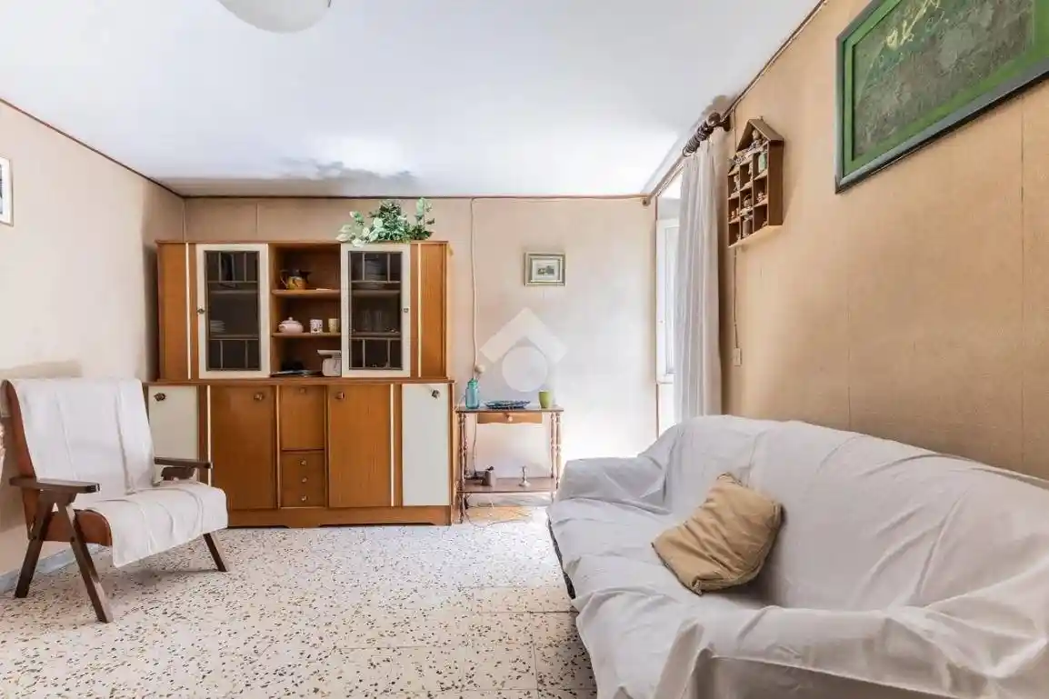 Appartamento in vendita a Caprarola