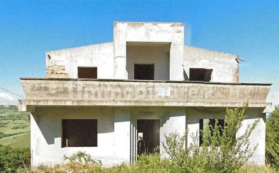 Palazzo - Edificio in vendita a Lacedonia