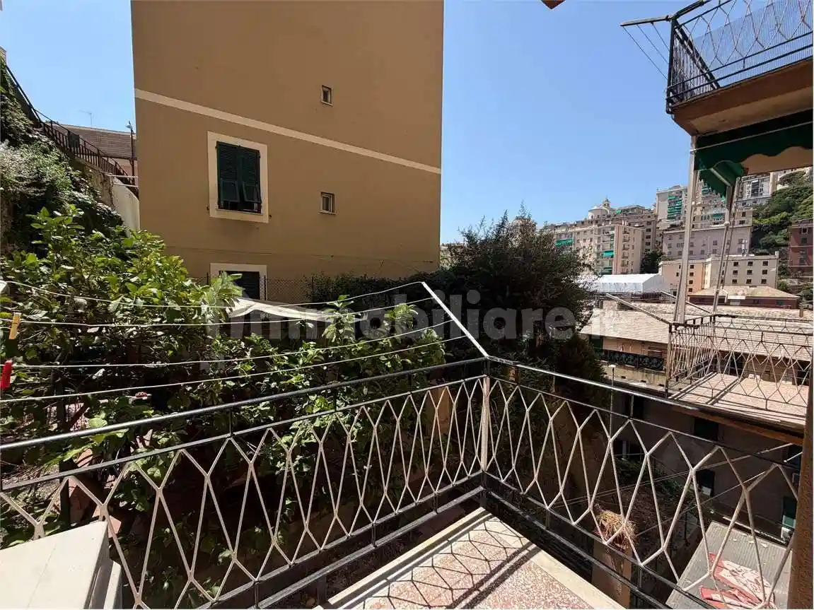 Appartamento in vendita a Genova