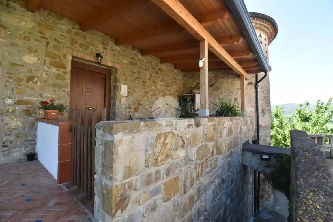 Appartamento in vendita a Laureana Cilento