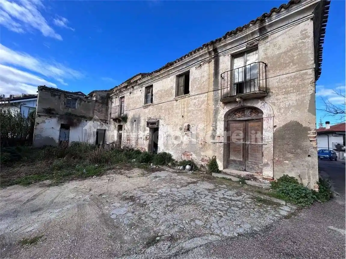 Rustico - Casale in vendita a Pescara