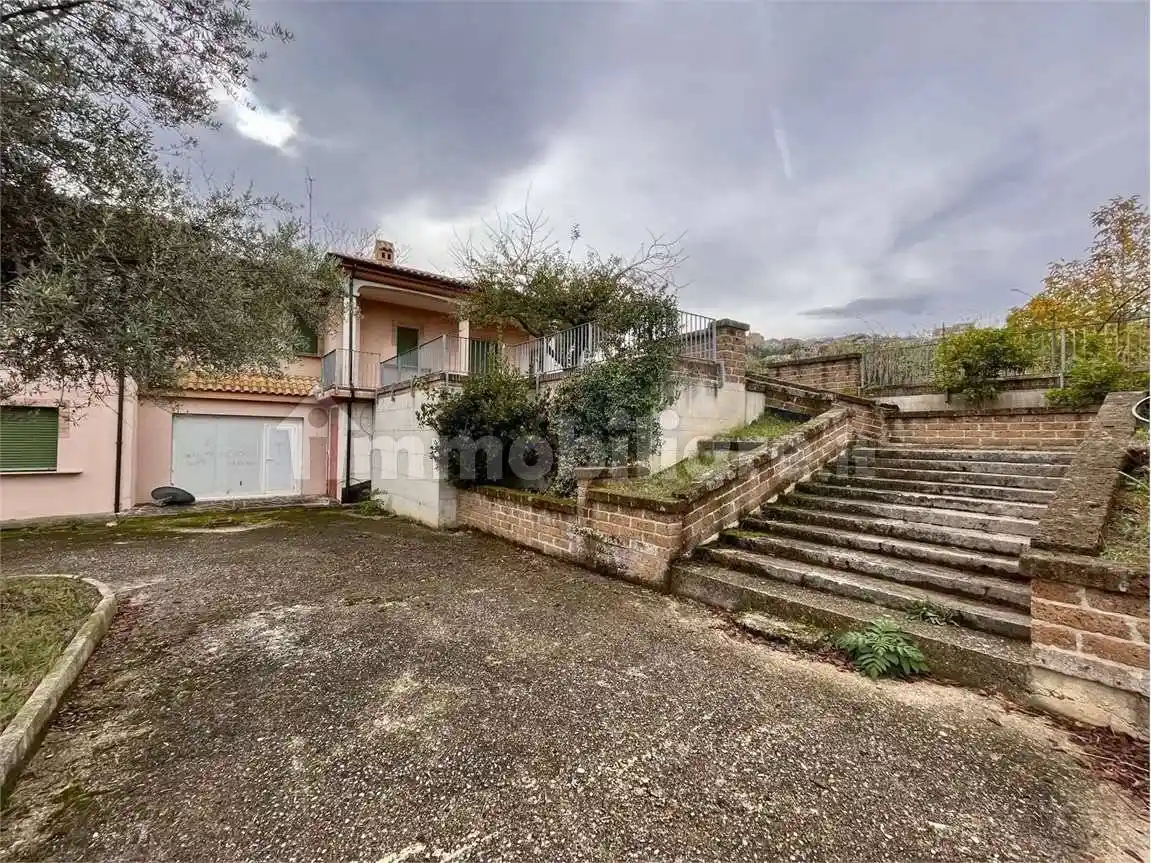 Villa in vendita a Bucchianico
