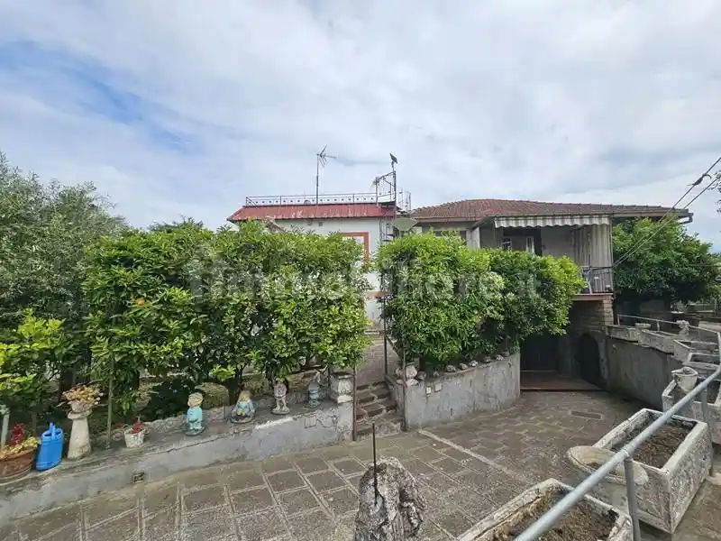 Villa in vendita a Marino