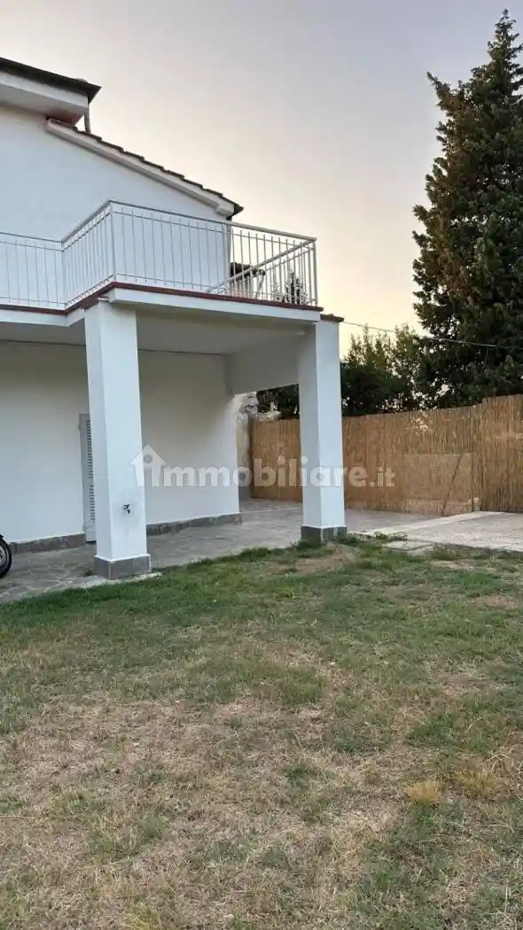 Casa indipendente in affitto a Empoli