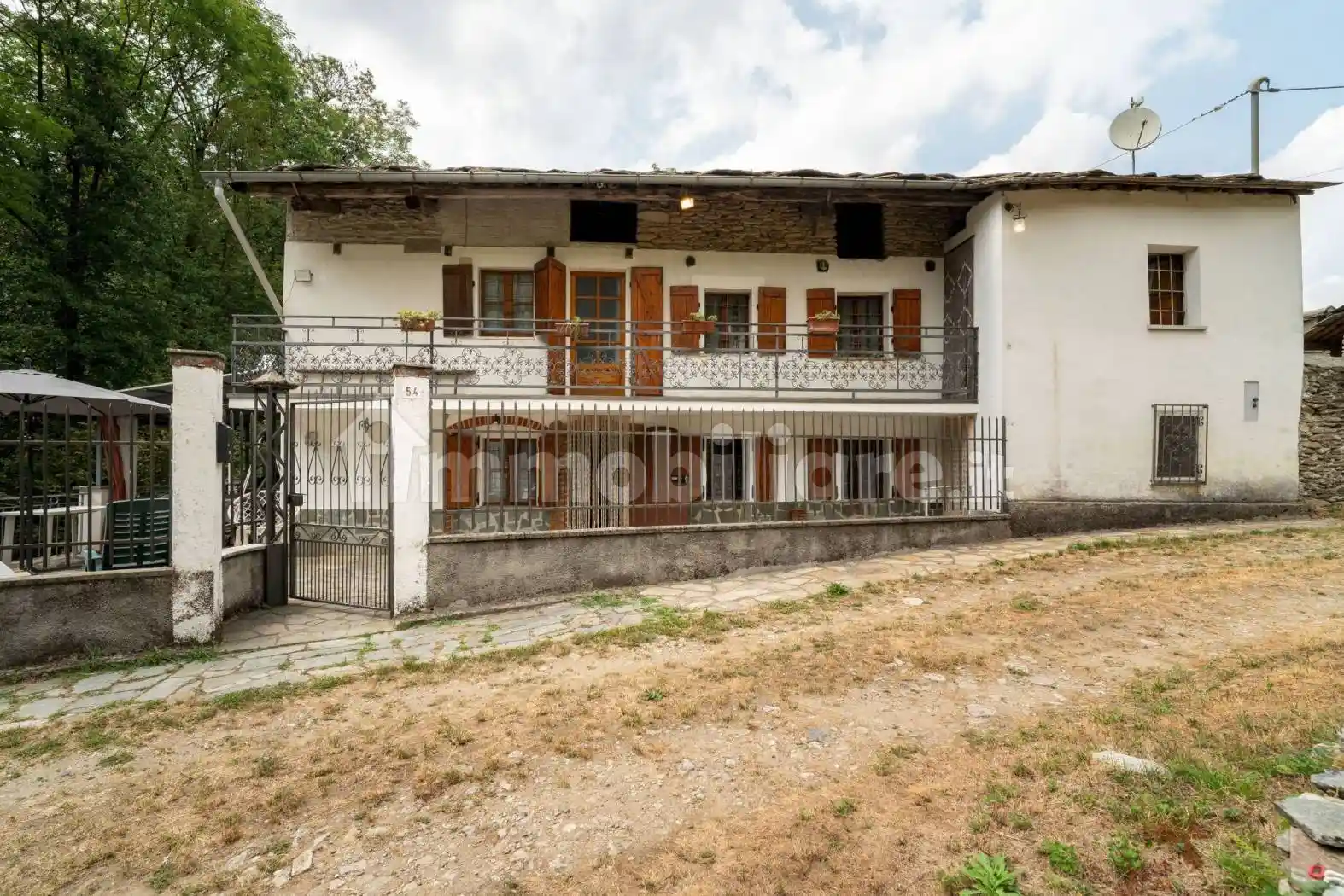 Casa indipendente in vendita a Barge
