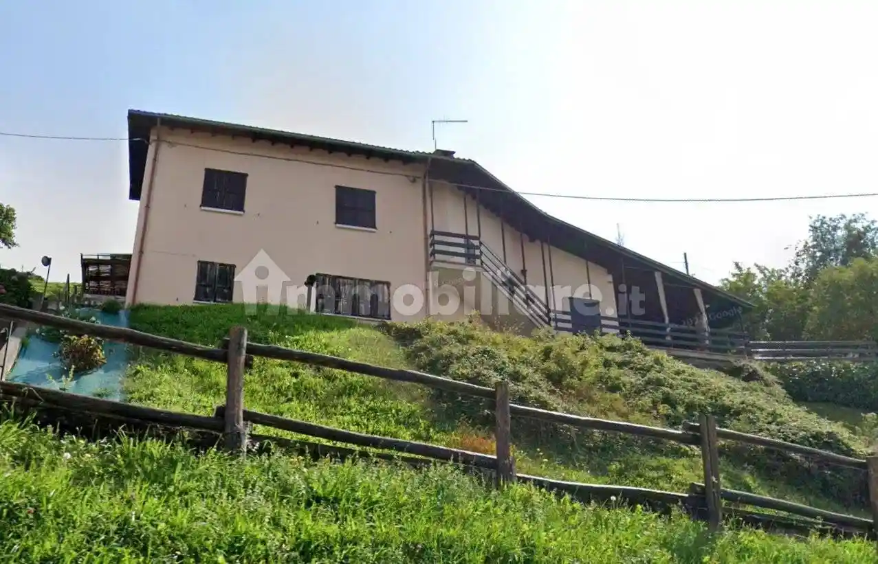 Villa in vendita a Pisogne