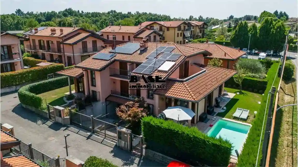 Villa - foto 2