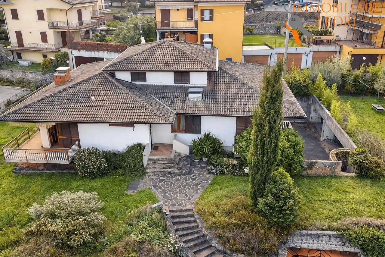Villa in vendita a Sona