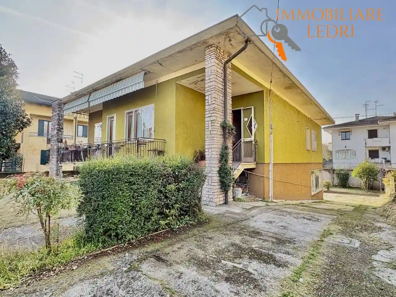 Villa - foto 2